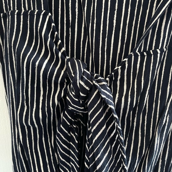 Gap tie front dress - Picture 2 of 4